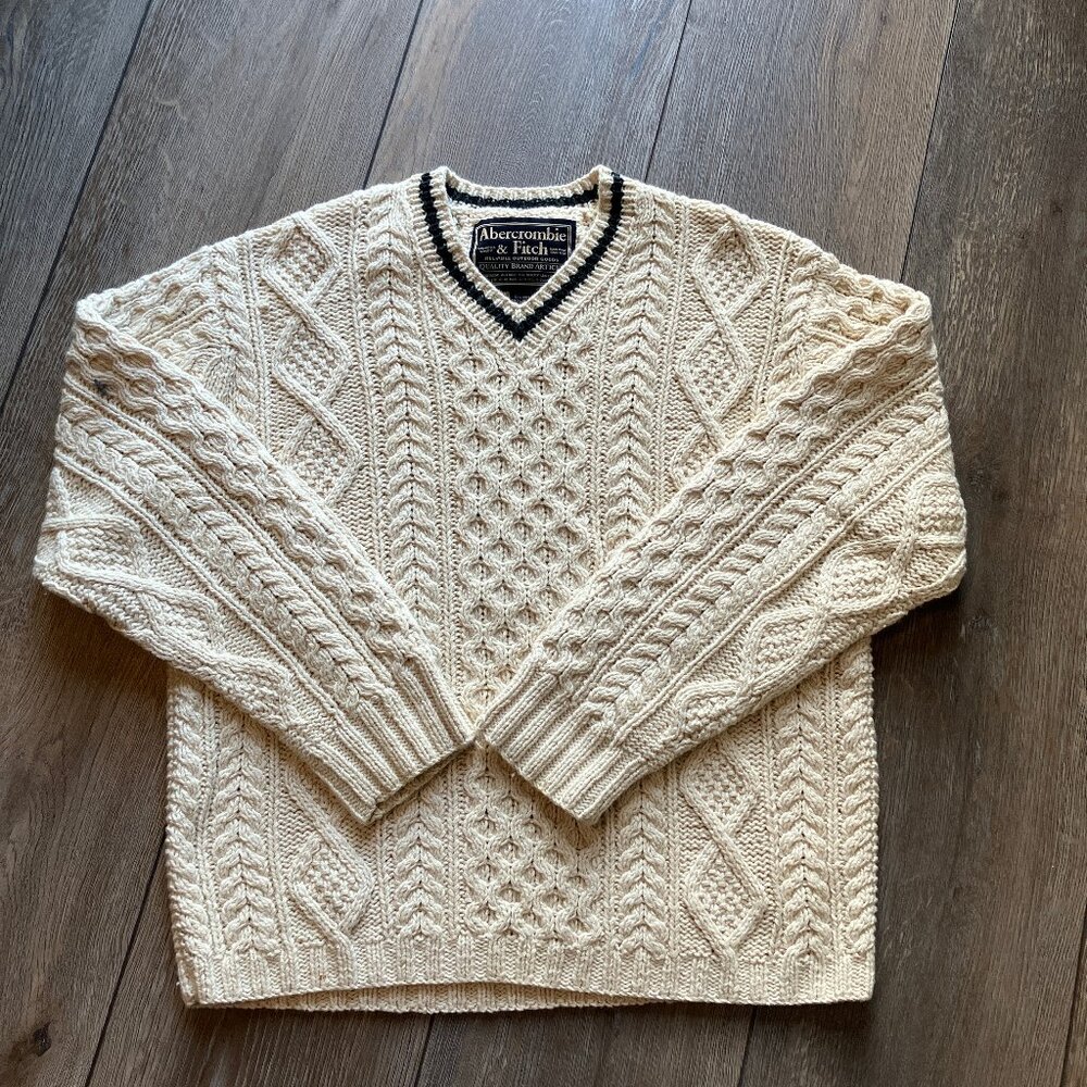 Men's Abercrombie & Fitch V-neck Cable Knit Cotton/ Wool Blend Sweater In Size L